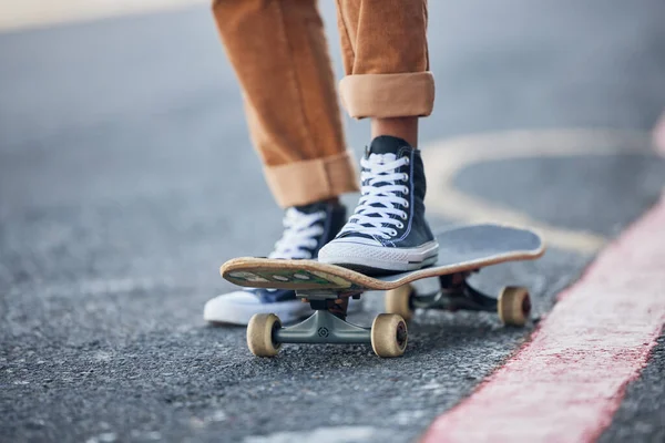 Straßen Skateboard Und Reitschuhe Bewegen Sich Mit Gleichgewicht Für Outdoor — Stockfoto