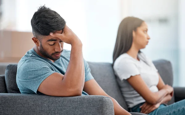 Ich Denke Wir Sollten Quits Nennen Ein Junges Paar Das — Stockfoto