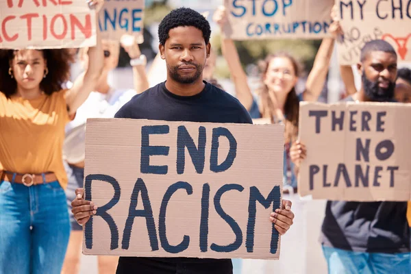 Protestující Plakát Chodící Lidé Lidská Práva Rasismus Rovnost Ulicích Městě — Stock fotografie