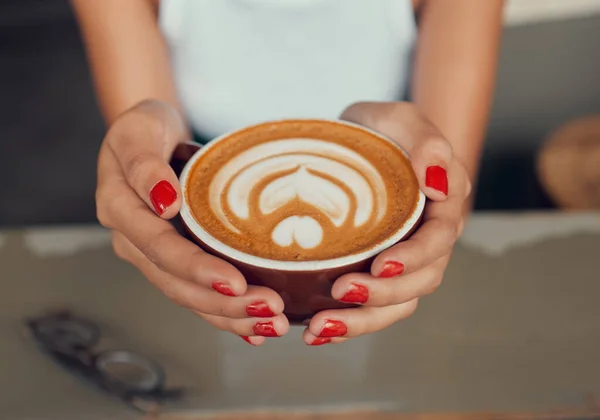 Kávézó Művésznő Kávés Kezében Koffein Ital Csésze Szabadidő Szünetet Csúcsra — Stock Fotó