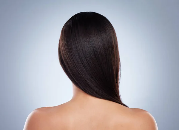 Rear View Brunette Woman Posing Her Hair Her Shoulder Young — ストック写真