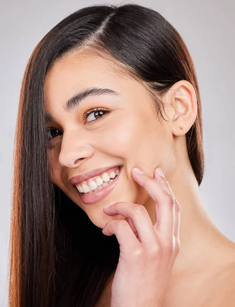 Encuentra Belleza Todos Los Días Foto Estudio Una Mujer Con —  Fotos de Stock