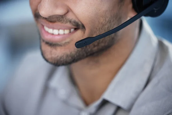 Being Friendly Important Unrecognisable Customer Service Agent Talking His Headset — Stock Photo, Image