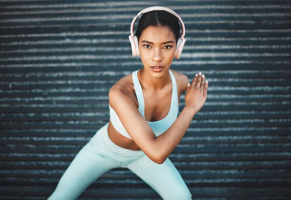 Fitness Portrait Black Woman Music Headphones Exercise Sports Training Body — Stock Photo, Image