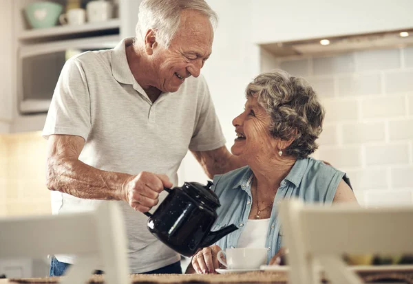 Made You Some Tea Senior Couple Having Breakfast Together Home — Stock Photo, Image