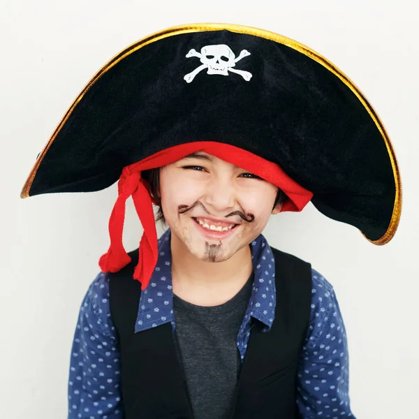 Pirata Más Amigable Que Conocerás Niño Pequeño Con Traje Pirata — Foto de Stock