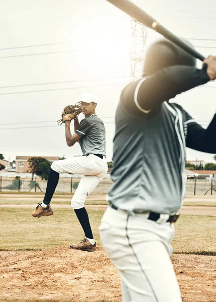 Giocatore Baseball Mazza Lanciatore Sul Campo Sport Fitness Competizione Sole — Foto Stock