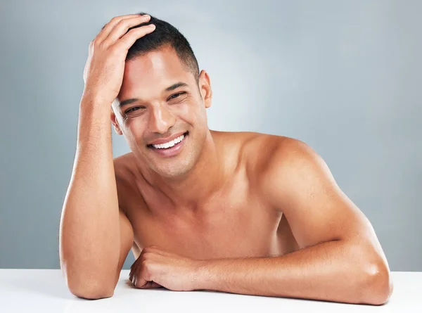 Homem Sorriso Pele Para Beleza Cuidados Com Pele Saúde Com — Fotografia de Stock
