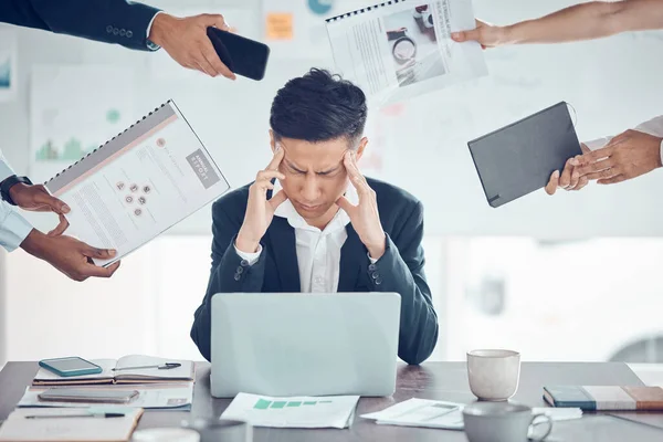 Άγχος Κουρασμένος Και Άνθρωπος Των Επιχειρήσεων Εξουθένωση Πονοκέφαλο Και Απογοητευμένη — Φωτογραφία Αρχείου