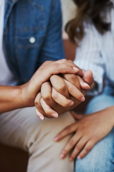 Hebben Allemaal Die Speciale Persoon Nodig Een Aanhankelijk Onherkenbaar Paar — Stockfoto