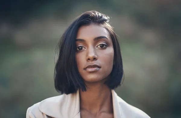 Para Caso Precisares Ser Lembrada Linda Uma Bela Jovem Mulher — Fotografia de Stock