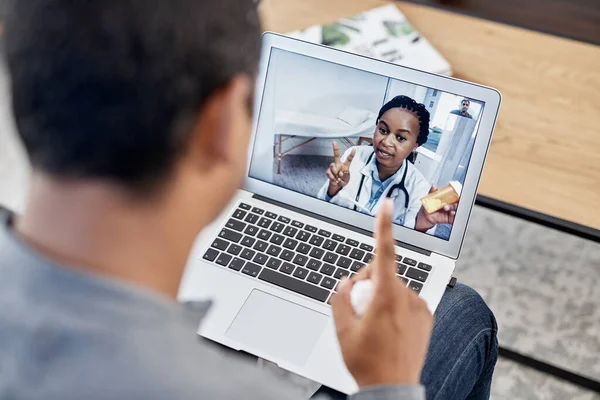 Pratar Igenom Diagnos Och Behandling Ung Läkare Som Håller Burk — Stockfoto