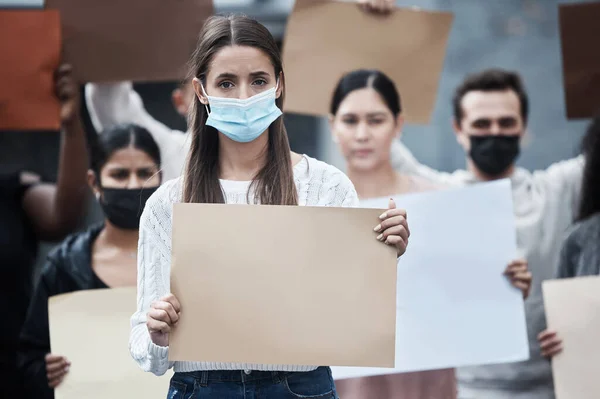 Juntos Bem Fazer Diferenças Uma Jovem Protestando Uma Marcha Vacina — Fotografia de Stock