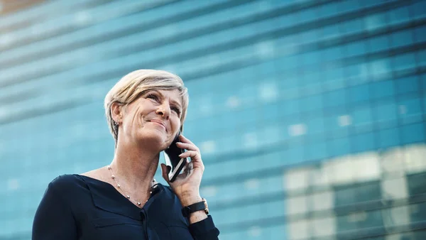 Zolang Beweegt Zorg Dat Het Gebeurt Een Volwassen Zakenvrouw Met — Stockfoto