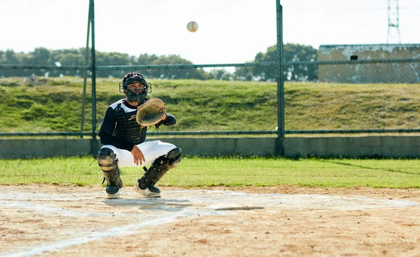 Milyen Jól Időzített Fogás Teljes Hosszúságú Felvétel Egy Fiatal Baseball — Stock Fotó