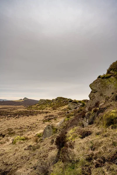 Baldstone Gib Torr Mirando Hacia Las Cucarachas Ramshaw Rocks Nube — Foto de Stock