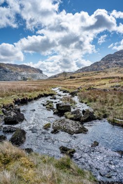 Blaenau Ffestiniog, Galler 'deki terk edilmiş Cwmorthin taş ocağı.