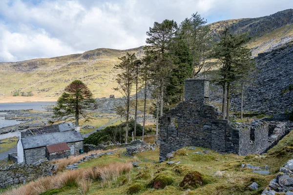 Заброшенный Сланцевый Карьер Cwmorthin Blaenau Feliniog Сноудонии Уэльс — стоковое фото