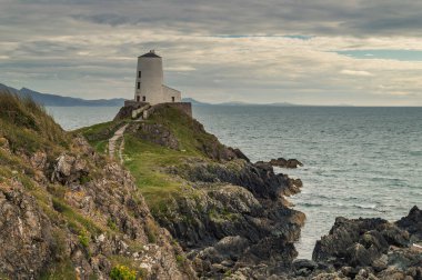 Llanddwyn Adası Deniz feneri, Twr Mawr Anglesey, Kuzey Galler 'deki Ynys Llanddwyn' de..
