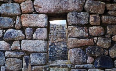 İç binanın taş duvarı, Machu Picchu.