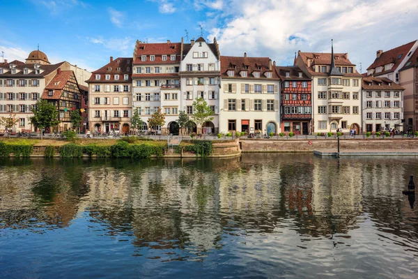 Historical Houses Ill River Old Town Strasbourg Alsace France — Fotografia de Stock