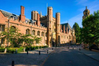 Cambridge 'deki tarihi Trinity Caddesi İngiltere, İngiltere, İngiltere