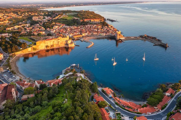 Collioure Kota Resor Terkenal Pantai Vermilion Laut Mediterania Prancis Pemandangan — Stok Foto