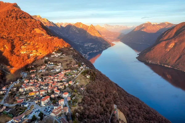 Air Terbenam Pemandangan Dari Danau Lugano Dan Monte Bre Pegunungan — Stok Foto