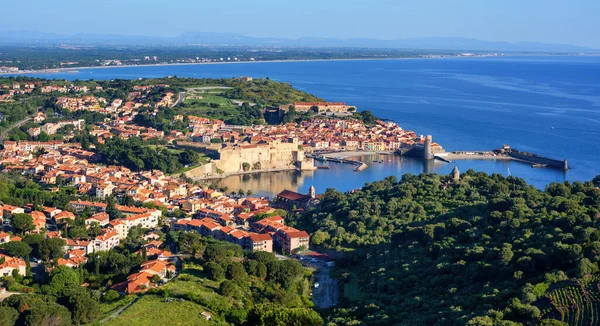 Collioure Kota Resor Terkenal Pantai Vermilion Laut Mediterania Prancis Pemandangan Stok Lukisan  