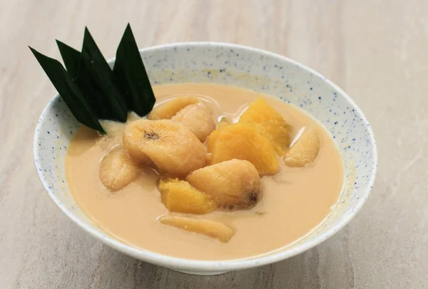 Kolak Pisang Ubi Banana Sweet Potato Compote Popular Indonesian Dessert — Stockfoto