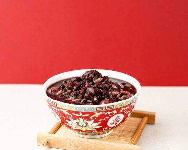 Kırmızı Fasulye, Fıstık ve Çin Festivali için Sağlıklı Yulaf lapası