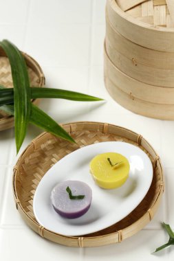 Kue Talam Jagung veya Talam Cake Endonezya 'nın tatlı tatlısıdır. Tapioka ve Rice unu, Hindistan cevizi sütü ve balkabağından yapılmış. Seçili Odaklanma