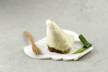 Awug Beras, Buğulanmış Pirinç unu, Shredded Coconut, ve Palm Sugar, Bandung 'dan Popular Street Food, West Java, Endonezya.