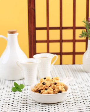 Kue Semprit, Geleneksel Endonezya Kue Kering Lebaran Çiçek Gülü Şekliyle