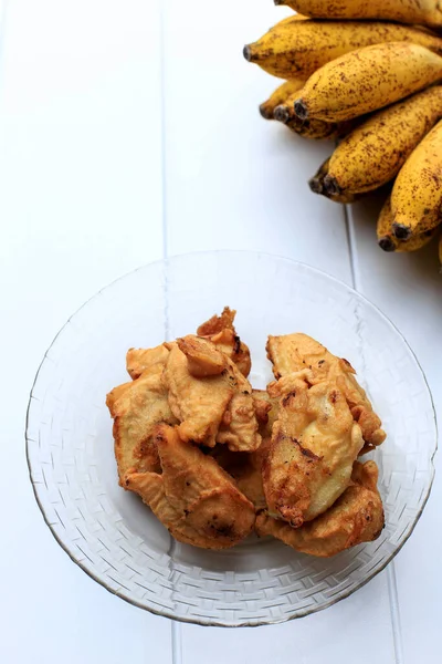 Pisang Goreng Banana Fritter Servi Sur Une Table Bois Blanc — Photo