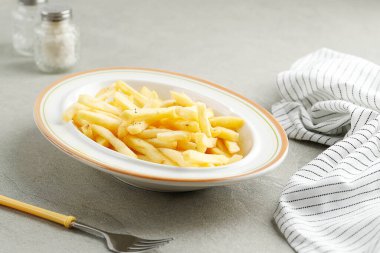 Seramik Tabakta Lezzetli Patates Kızartmaları, Metin İçin Boşluğu Kopyala