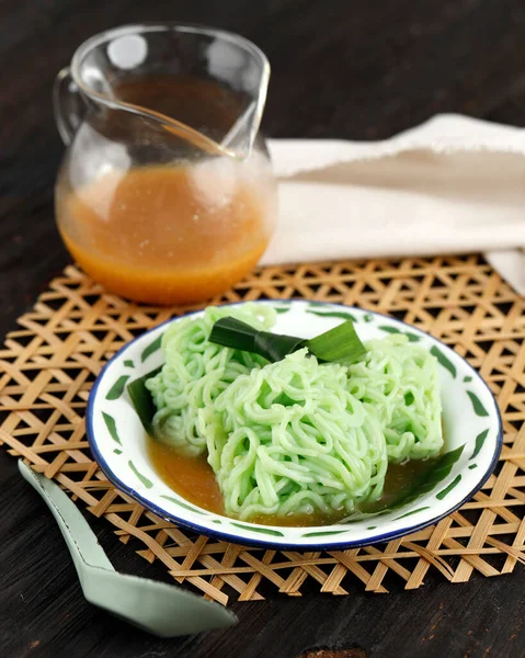 Putu Mayang Lub Petulo Indonezyjski Tradycyjny Javanese Snack Wykonane Wątków — Zdjęcie stockowe