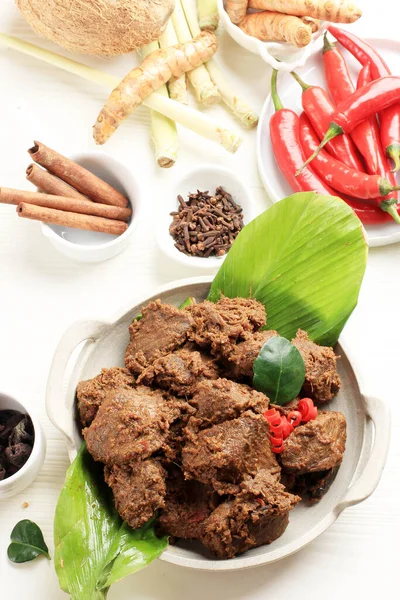 Rendang Uma Carne Picante Sumatra Ocidental Indonésia Minangkabau Lenta Cozida — Fotografia de Stock