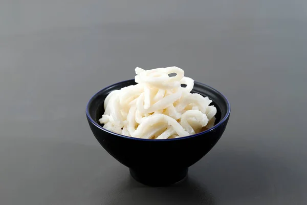 Selected Focus Japanese White Udon Ceramic Bowl Isolated Grey Table — Stockfoto
