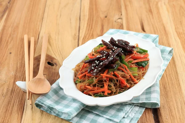 Koreanffood Agitar Carne Res Frita Fideos Vidrio Con Japchae Vegetal —  Fotos de Stock