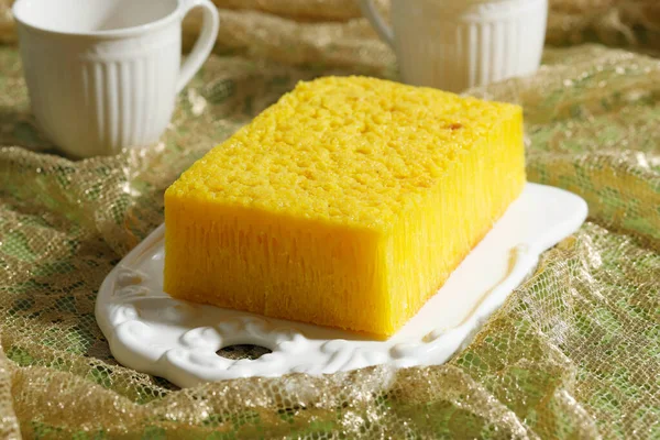 Bika Ambon Zulaikha Loaf Yellow Honeycomb Cake Popular Medan Indonésia — Fotografia de Stock