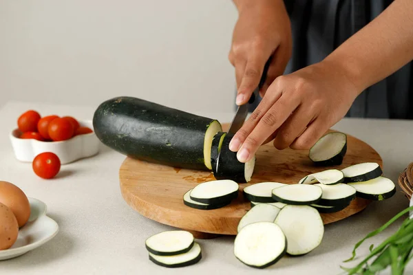 Close Female Chef Slicing Green Zucchini Process Making Hobak Jeon — 스톡 사진