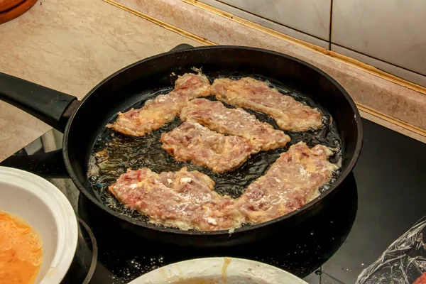 Beef Chops Pan Stove Process Preparing Beef Chops Batter — Fotografie, imagine de stoc