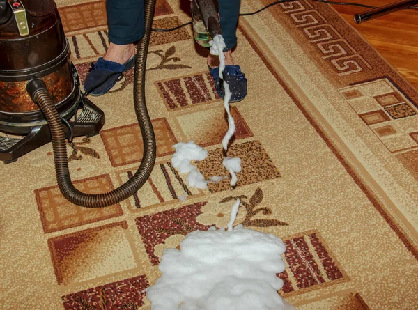 Process Cleaning Carpet Vacuum Cleaner Water Filter Woman Applies Cleaning — Stock Photo, Image