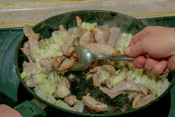 Pieces Pork Chopped White Onion Fried Hot Pan Oil Close — Stok fotoğraf