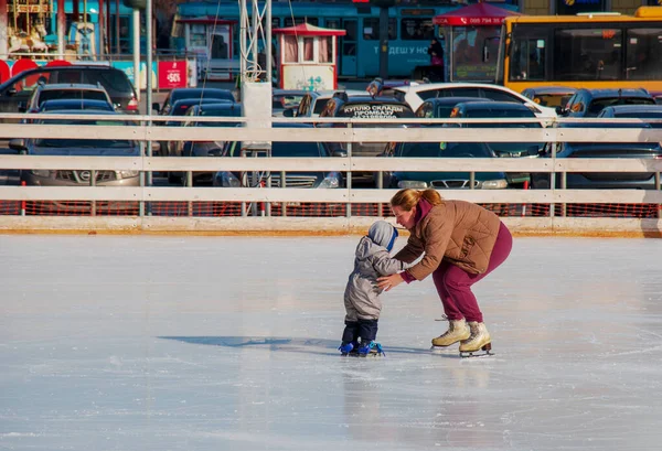 Dnipro Ukraine 2022 People Have Fun Skating Public Ice Rink — стоковое фото