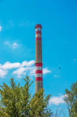 Bojnice, Slovakya 'da kömürle çalışan elektrik santrali. 1.2 TWsaat elektrik üretiyor. Kahverengi kömürle çalışıyor. Enerji krizi.