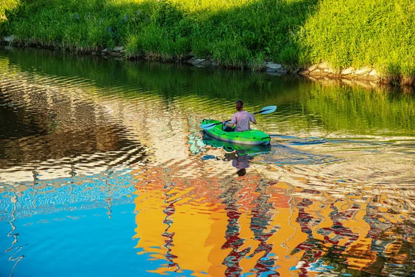 Нітра Словаччина 2022 Молода Жінка Плаває Каное Річці Нітра — стокове фото