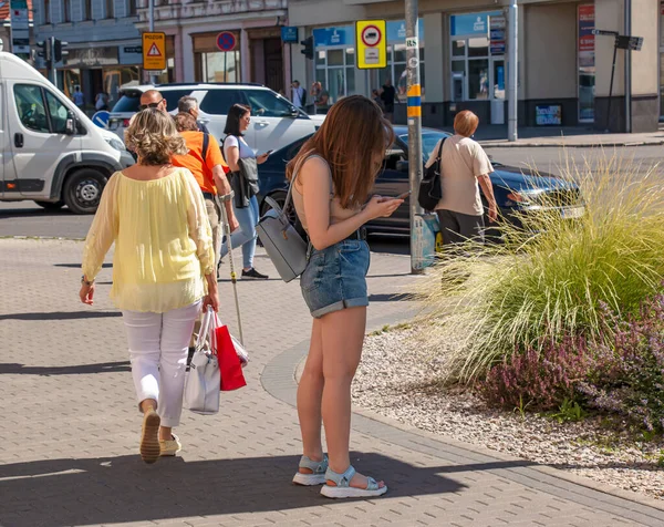 Nitra Slovakia 2022 Young Girl Holds Smartphone Her Hands Very — Fotografia de Stock