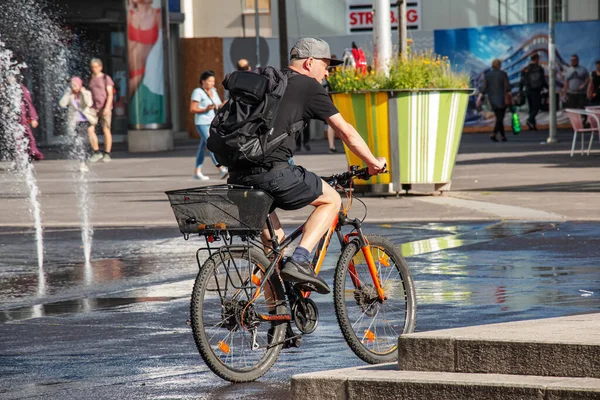 Vienna Austria June 2022 Healthy Lifestyle Man Bike Street Vienna — Fotografia de Stock